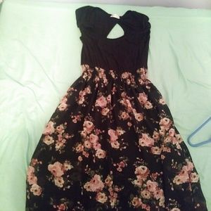 Black/ floral print